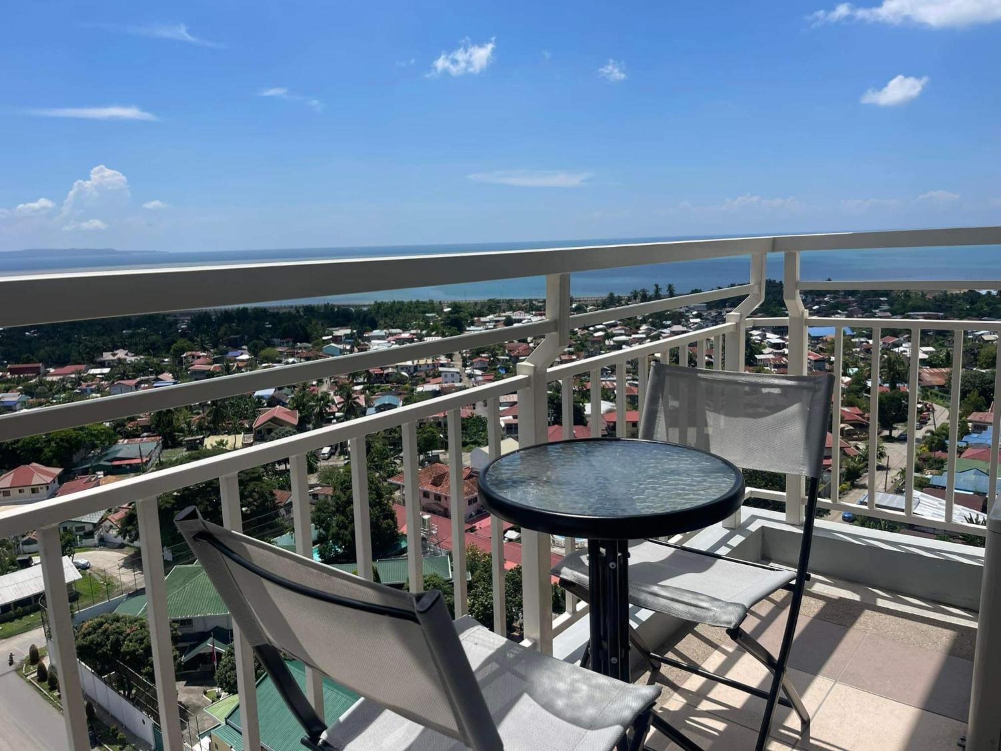 Verdon Parc Davao City With Balcony By Darpm Zewnętrze zdjęcie