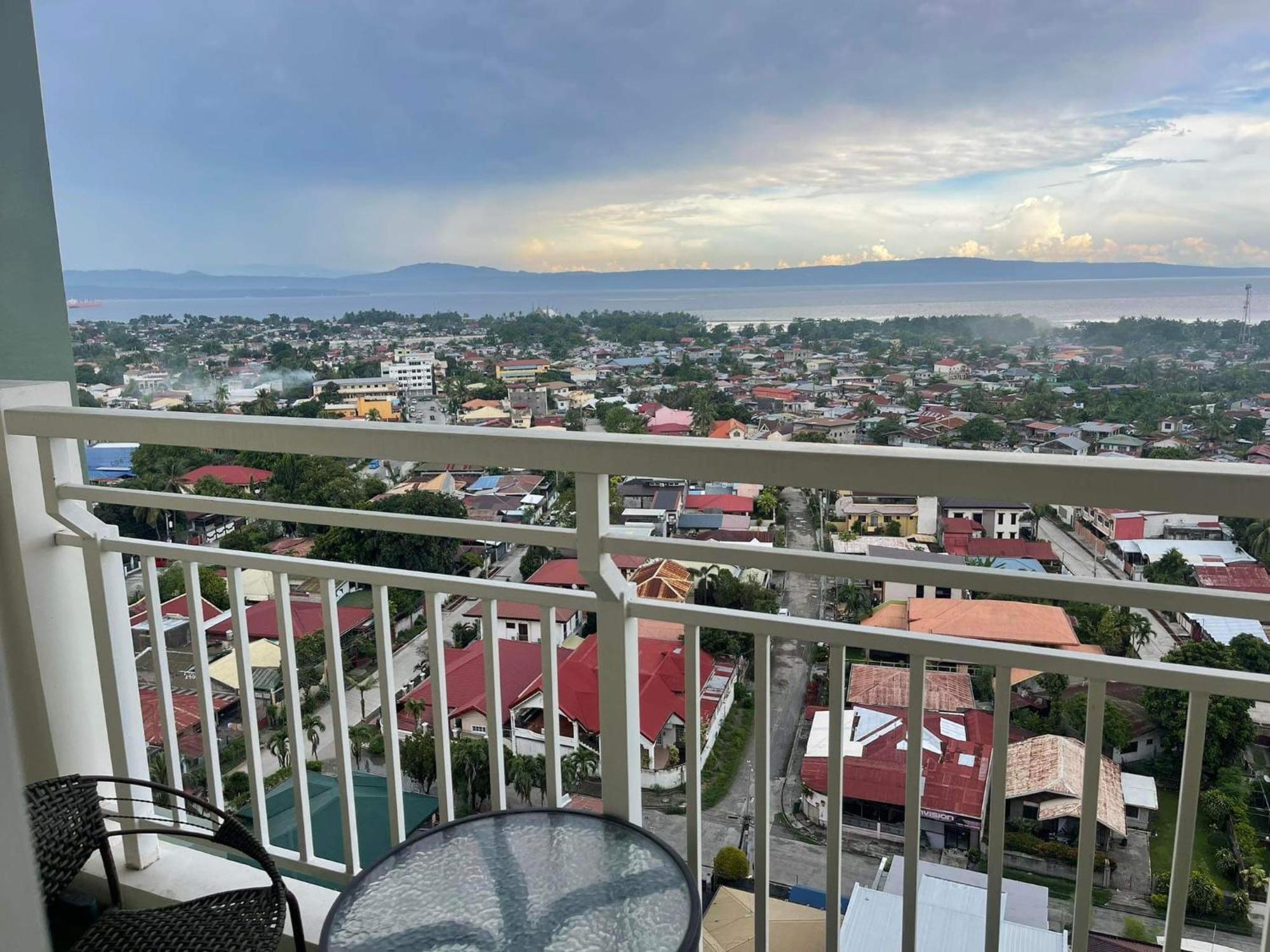 Verdon Parc Davao City With Balcony By Darpm Zewnętrze zdjęcie