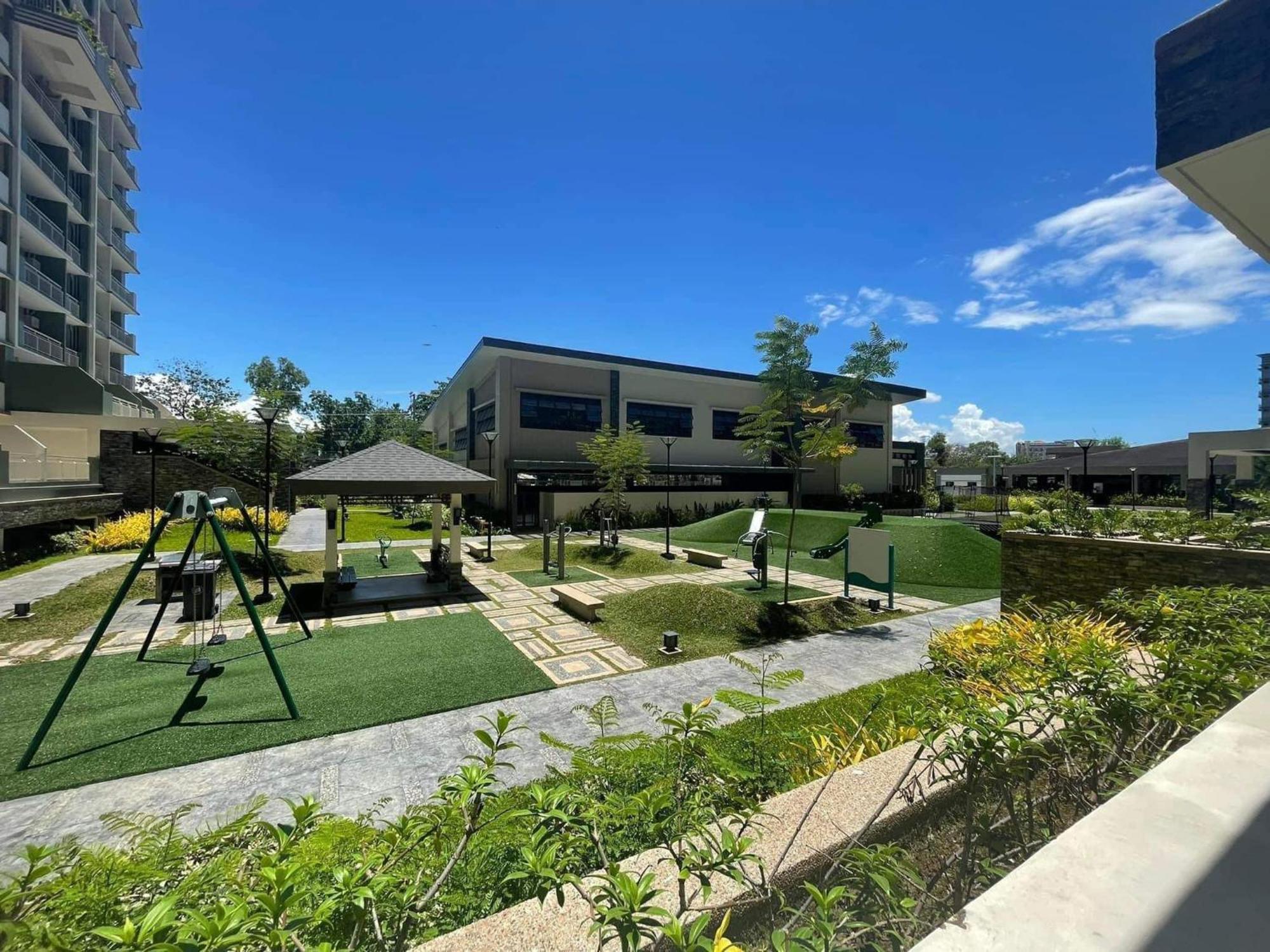 Verdon Parc Davao City With Balcony By Darpm Zewnętrze zdjęcie