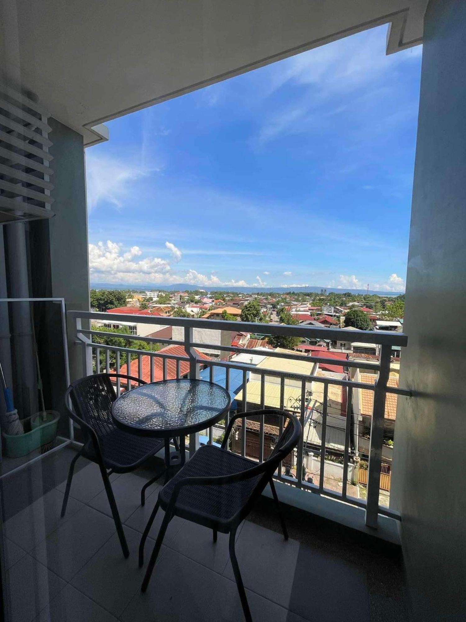 Verdon Parc Davao City With Balcony By Darpm Zewnętrze zdjęcie